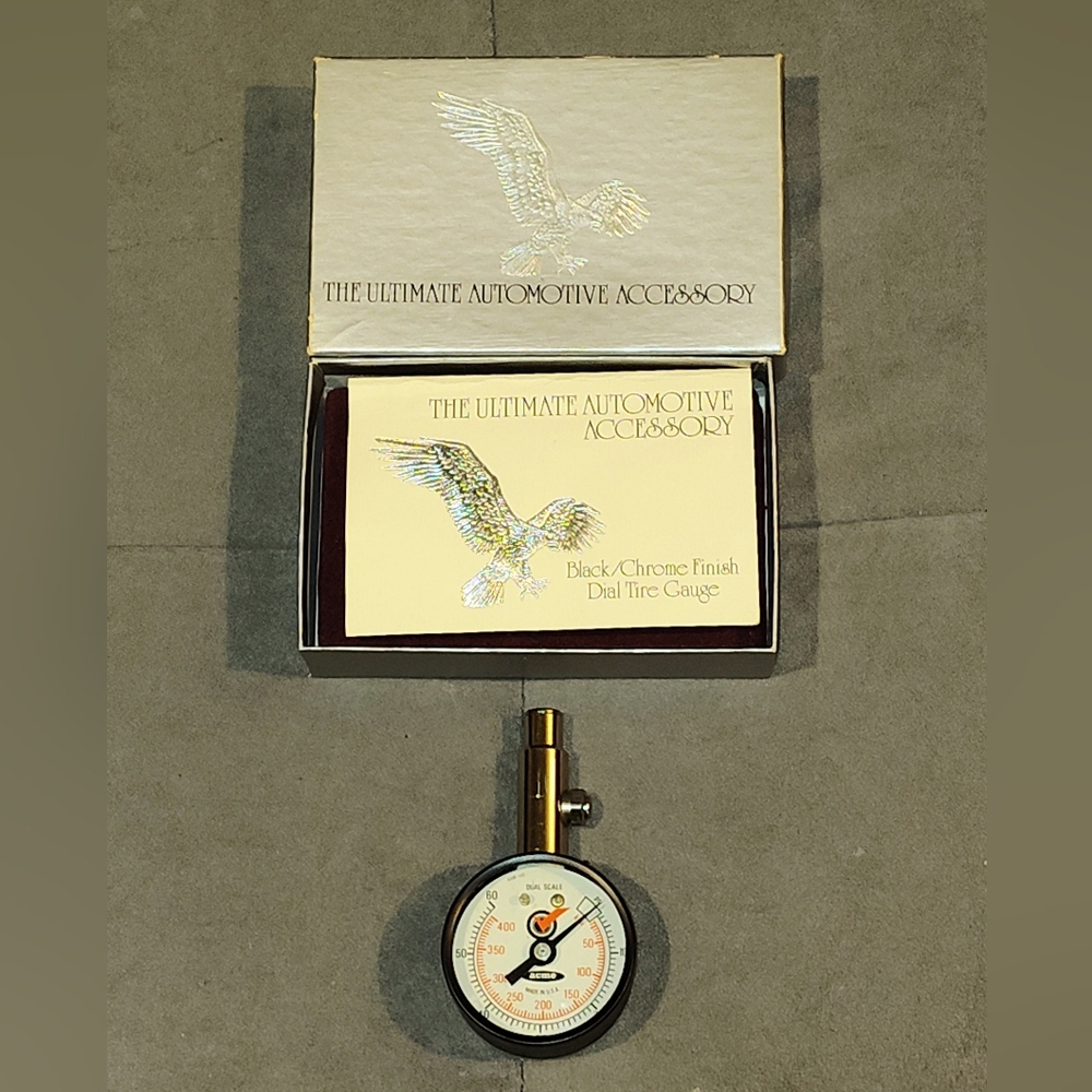 NEW COLLECTIBLE ACME DUAL SCALE DIAL TIRE AIR PRESSURE GAUGE IN BOX - Picture 2 of 11